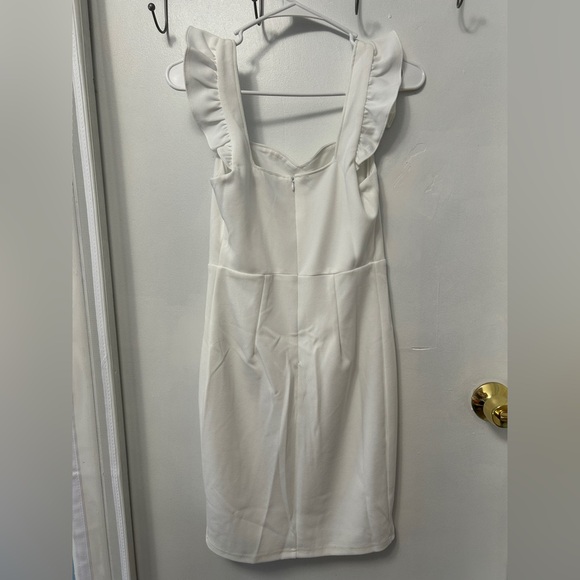 Lulu's Ruffle Sleeved White Dress - Picture 3 of 4